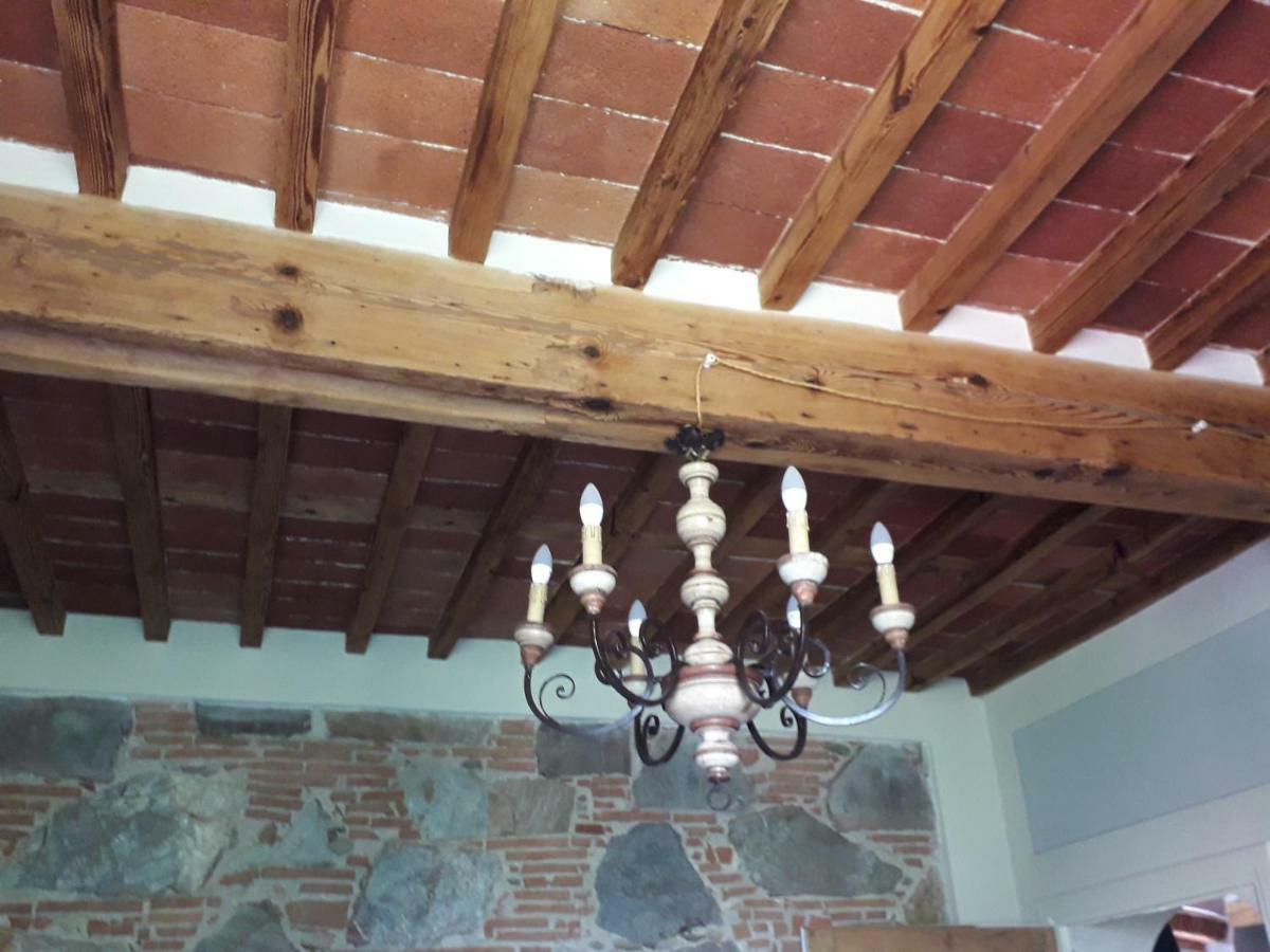 Casa De Servi Лука Екстериор снимка